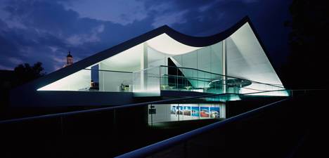 Serpentine Gallery Pavilion 2003 by Oscar Niemeyer